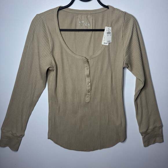 Aerie Tops - Aerie Essential Henley Medium Long Sleeve Ribbed Layering Top NWT